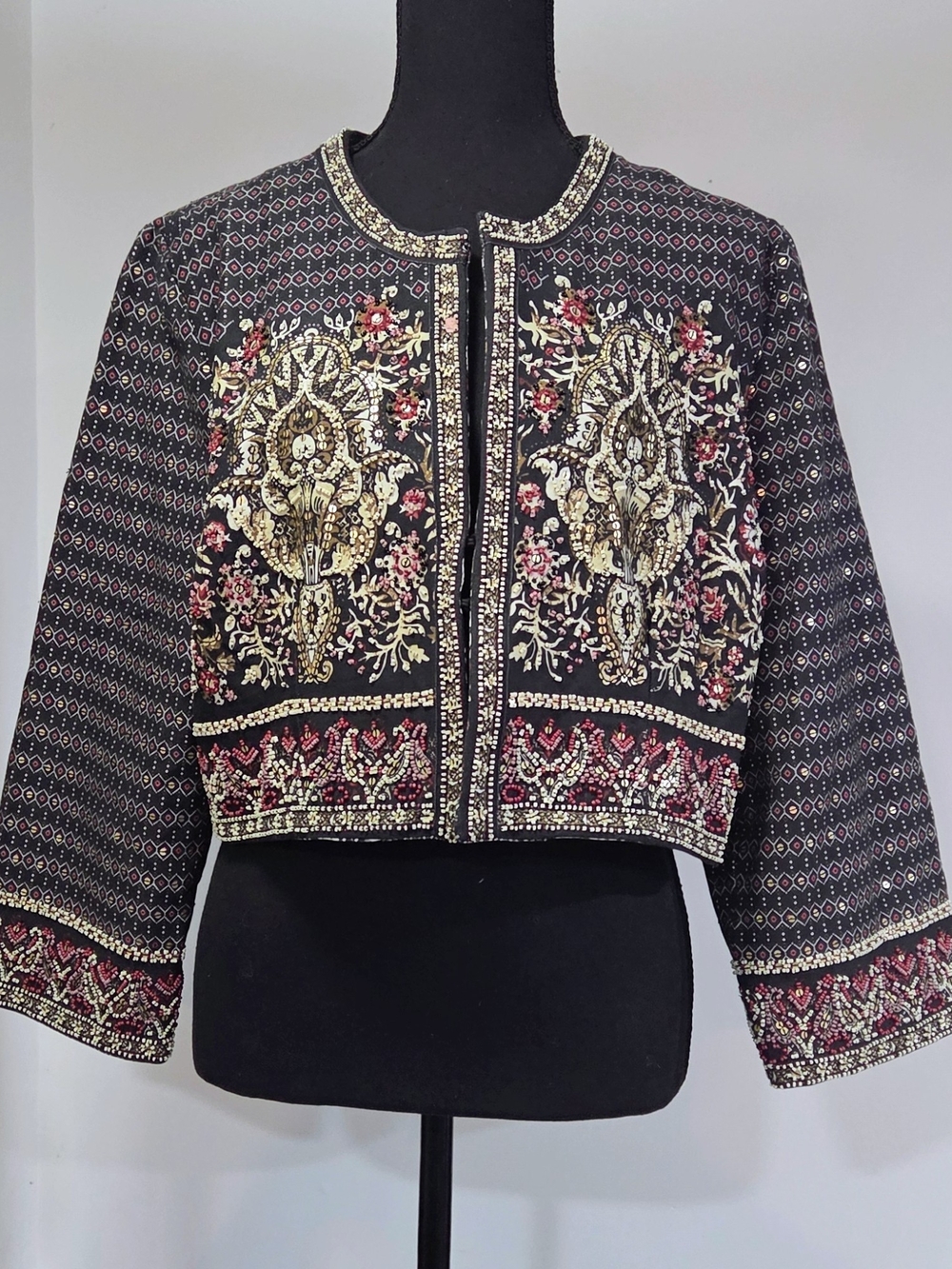 New Soft Surroundings Size Large Embellished Cropped Jacket Beautiful